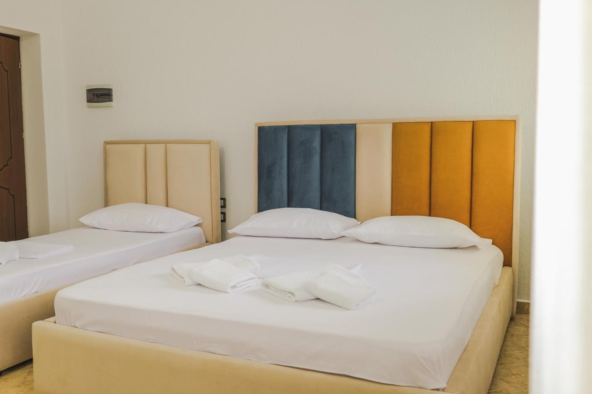 Hotel Renato Ksamil Ngoại thất bức ảnh